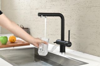 Смеситель для кухни Paulmark Serpentine Se213222-418 чёрный металлик