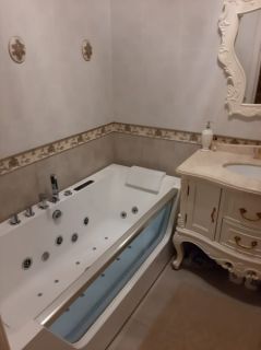 Гидромассажная ванна Frank F102 пристенная 1700х800х600