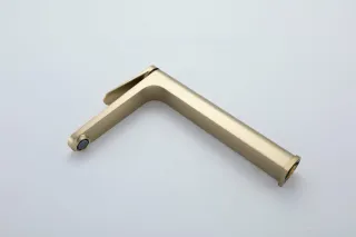 Смеситель для раковины Gappo G1010-23 золотой сатин