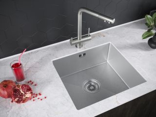 Мойка кухонная Paulmark Vista PM304444-BS нержавеющая сталь